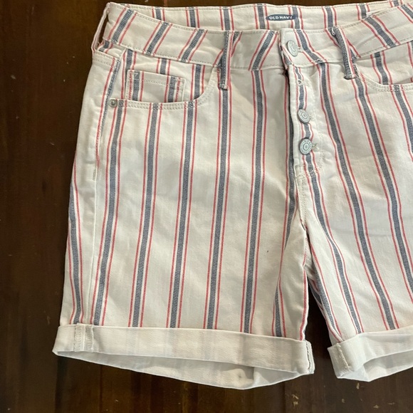 Old Navy Striped Shorts - Picture 2 of 9